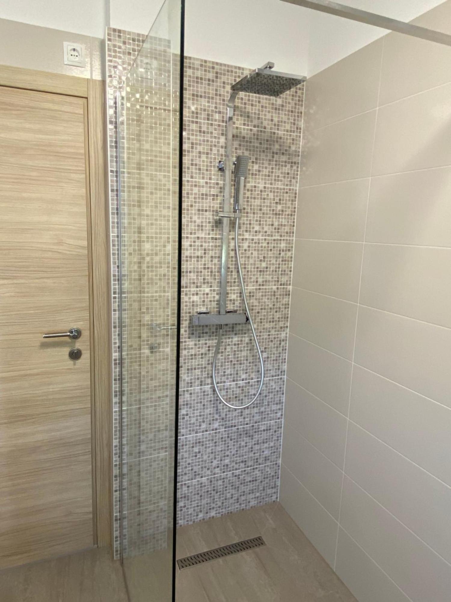 Theros Bibinje Ngoại thất bức ảnh